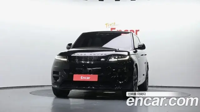 Land Rover Range Rover Sport 2025 — ფოტო 6/37