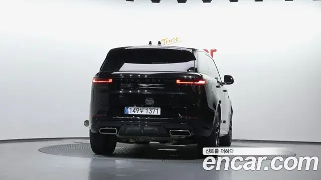 Land Rover Range Rover Sport 2025 — ფოტო 23/37