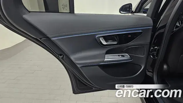 Mercedes-Benz E-Class 2025 — ფოტო 16/30