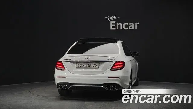 Mercedes-Benz E-Class 2019 — Фото 4/20