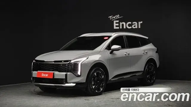 Kia Sportage 2025 — Фото 1/20