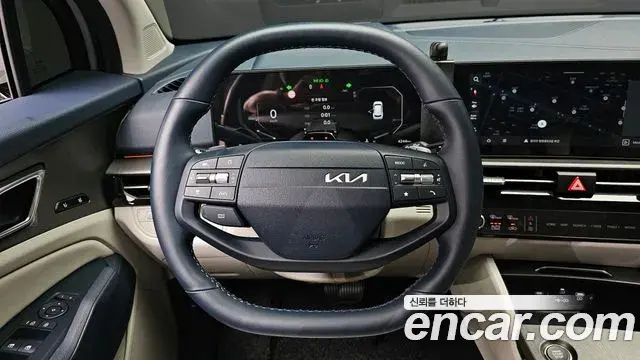 Kia Sportage 2025 — Фото 13/20