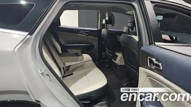 Kia Sportage 2025 — Şəkil 29/34