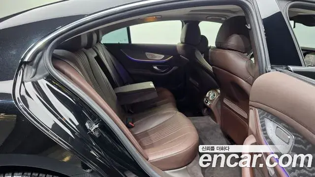 Mercedes-Benz CLS-Class 2021 — Photo 5/37