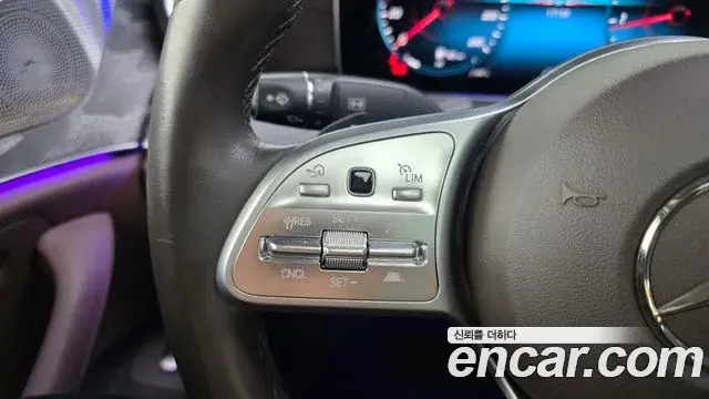 Mercedes-Benz CLS-Class 2021 — Photo 16/37