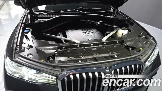 BMW X7 2022 — Şəkil 1/33