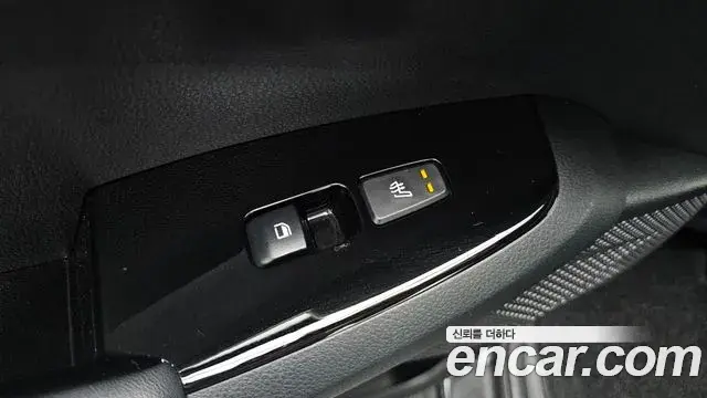 Kia Seltos 2023 — Şəkil 22/32