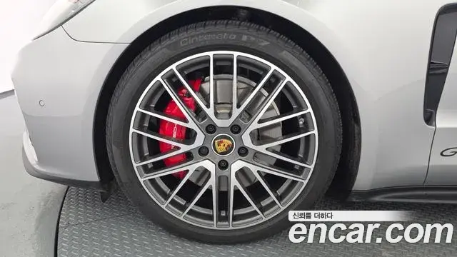 Porsche Panamera 2024 — Şəkil 12/20