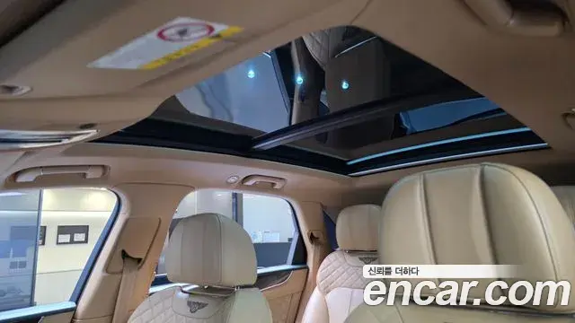 Bentley Bentayga 2018 — Şəkil 16/20