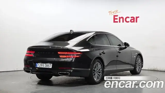 Genesis G80 2022 — Photo 22/32