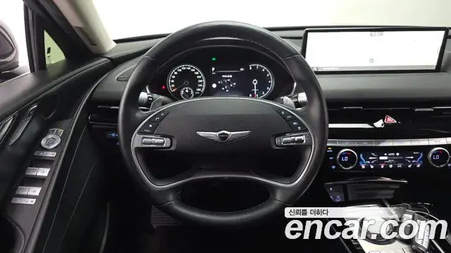 Genesis G80 2022 — Photo 11/32