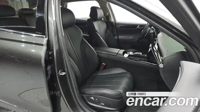 Genesis G80 2022 — Photo 17/32