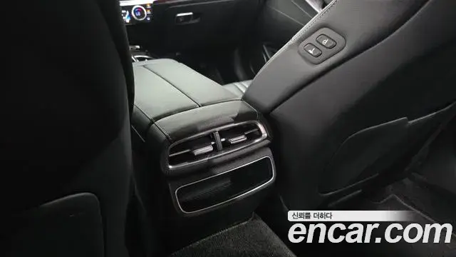 Genesis G80 2022 — Photo 14/32