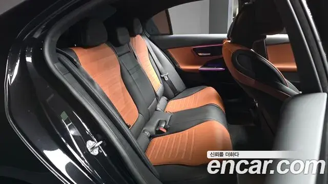 Mercedes-Benz C-Class 2023 — Şəkil 12/20