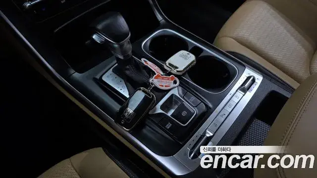 Kia Carnival 2021 — Фото 7/20