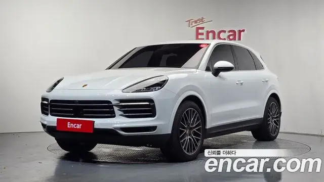 Porsche Cayenne 2021 — Photo 22/33