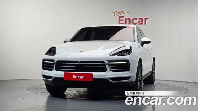 Porsche Cayenne 2021 — Photo 33/33