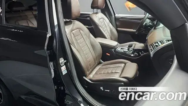 BMW X4 2022 — ფოტო 15/20