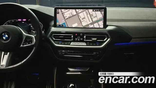 BMW X4 2022 — ფოტო 13/20