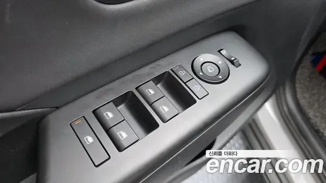 Hyundai Kona Hybrid 2025 — ფოტო 28/35