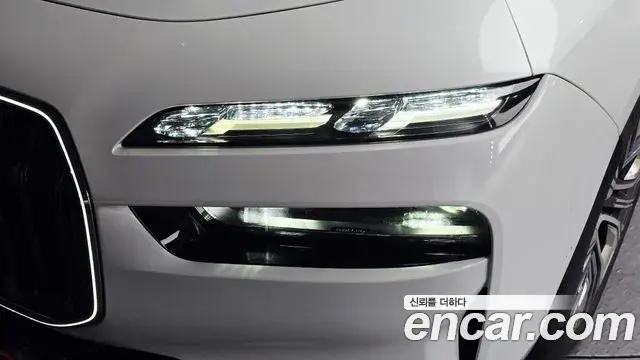 BMW 7 Series 2022 — Şəkil 22/34