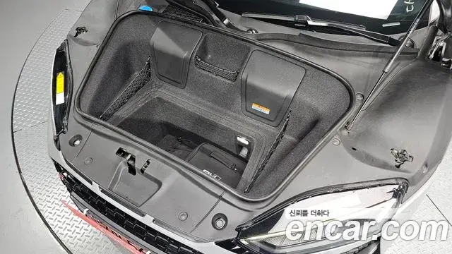 Audi R8 2021 — Şəkil 24/30