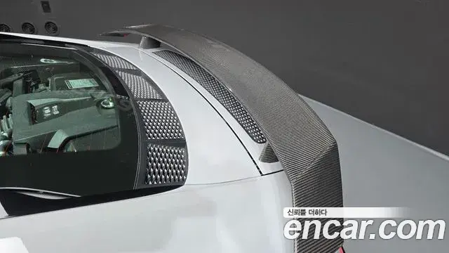 Audi R8 2021 — Şəkil 21/30