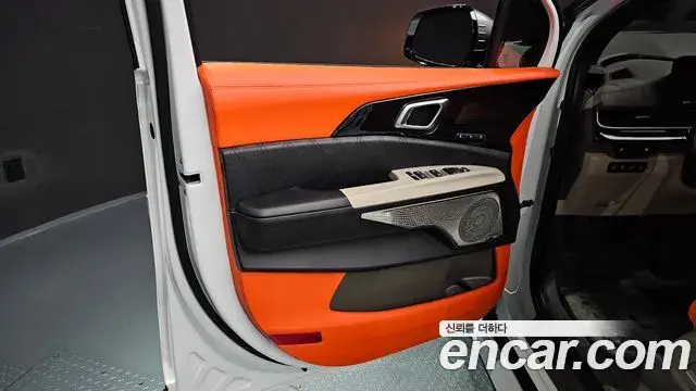 Kia Carnival 2025 — Photo 15/44