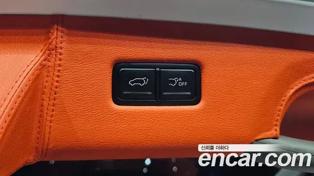 Kia Carnival 2025 — Photo 2/44