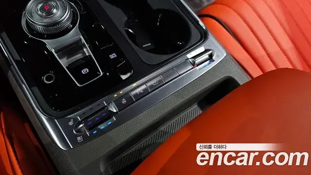 Kia Carnival 2025 — Photo 31/44