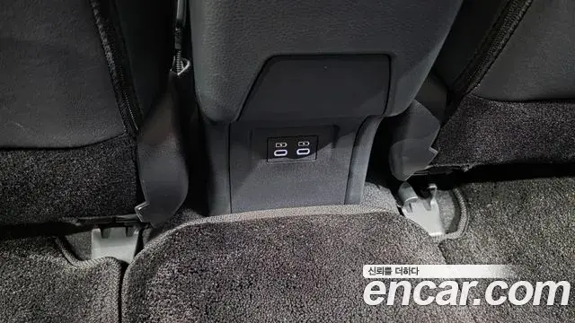 Toyota Prius 2026 — Şəkil 10/35
