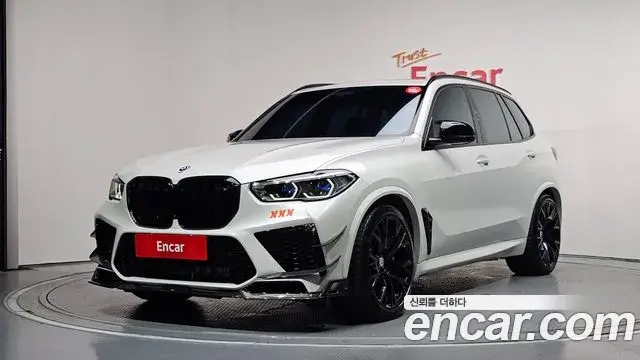 BMW X5 2021 — Фото 1/20
