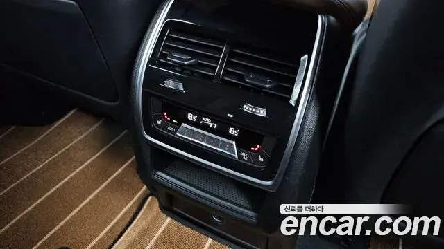 BMW X5 2021 — Фото 19/20