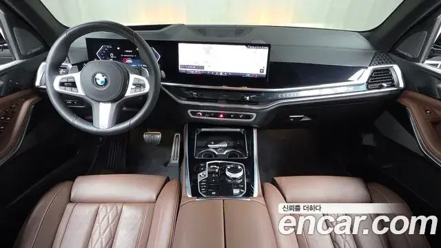 BMW X5 2025 — Photo 21/32