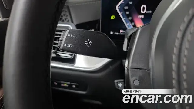 BMW X5 2025 — Photo 30/32
