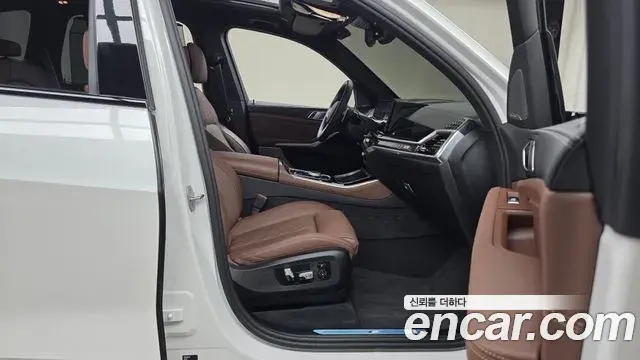 BMW X5 2025 — Photo 11/32