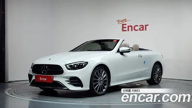 Mercedes-Benz E-Class 2022 — Фото 1/20