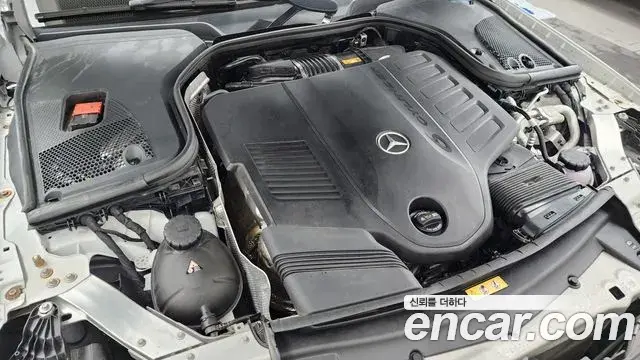 Mercedes-Benz E-Class 2022 — Фото 6/20