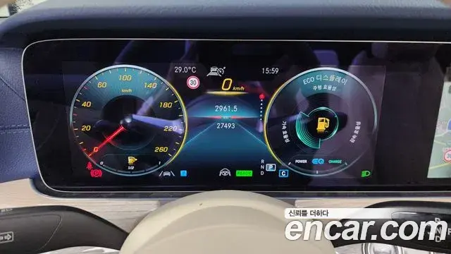 Mercedes-Benz E-Class 2022 — Фото 8/20