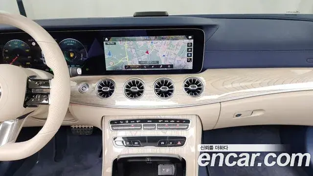Mercedes-Benz E-Class 2022 — Фото 14/20