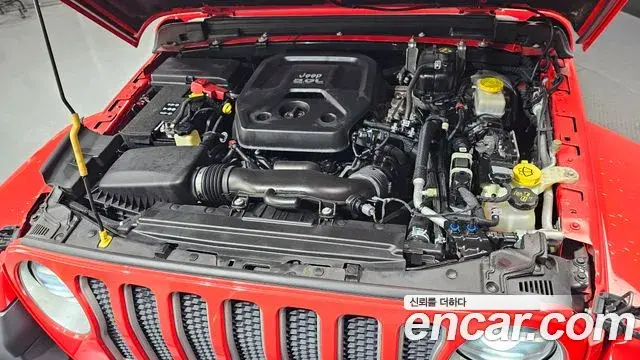 Jeep Wrangler 2021 — Фото 6/20