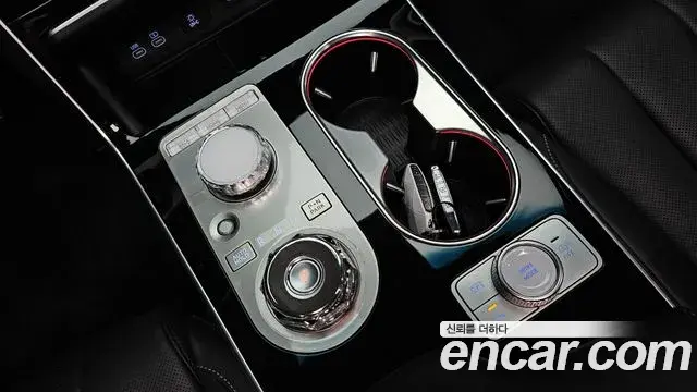 Genesis GV80 2024 — ფოტო 26/34