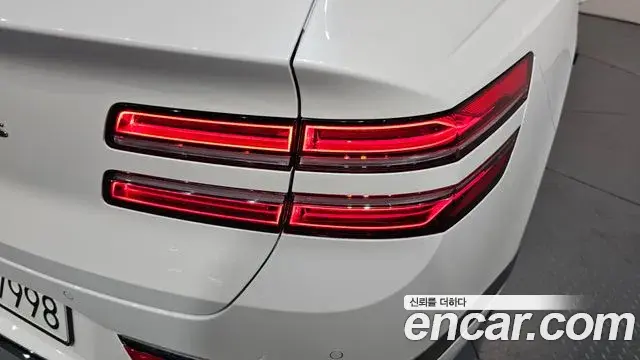 Genesis GV80 2024 — ფოტო 10/34