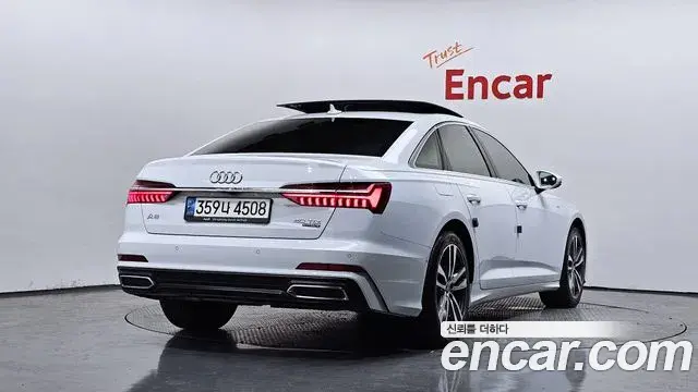 Audi A6 2021 — Photo 14/35