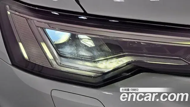 Audi A6 2021 — Photo 28/35