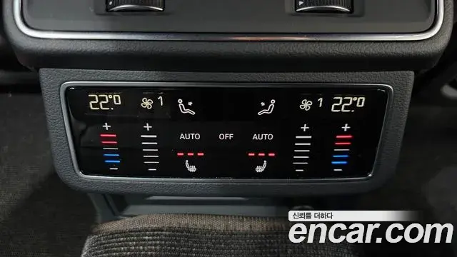 Audi A6 2021 — Photo 11/35