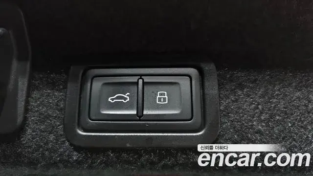 Audi A6 2021 — Photo 32/35