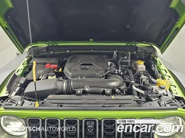 Jeep Wrangler 2025 — Şəkil 2/20