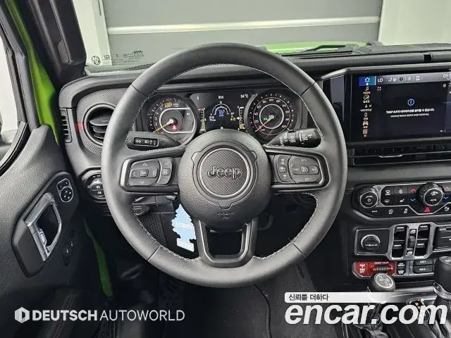 Jeep Wrangler 2025 — Şəkil 19/20