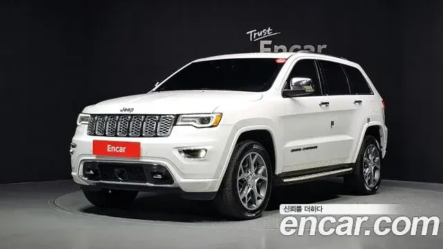 Jeep Grand Cherokee 2019 — ფოტო 8/34